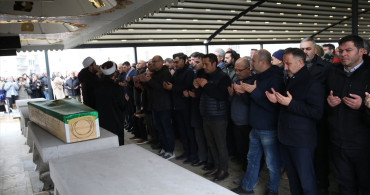 Ordu'da Kalp Krizi Geçiren Öğretmenin Cenazesi Defnedildi