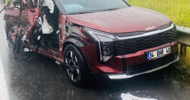Ordu'da sağanak nedeniyle 3 aracın karıştığı trafik kazasında 6 kişi yaralandı