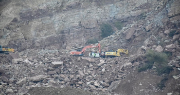 Ordu'da Taş Ocağı Göçüğünde Hayatını Kaybeden Şoför Defnedildi