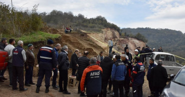 Ordu'da Taş Ocağında Göçük Altında Kalan İşçi İçin Arama Çalışmaları Yeniden Başladı