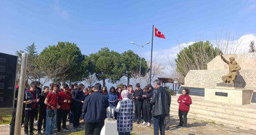 Ortaklar Fen Lisesi Öğrencileri Şehitleri Andı