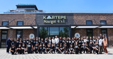 Ortaokul Öğrencilerinden Barış Manço Temalı Sergi