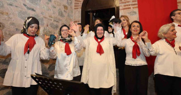 Osmangazi'de türküler gönüllere işlendi
