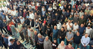Osmaniye'de Bayram Namazı Coşkusu