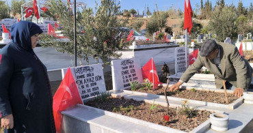 Osmaniye'de Deprem Şehitleri Anıldı