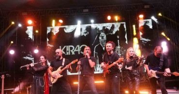 Osmaniye’de Kıraç konserine binlerce kişi akın etti