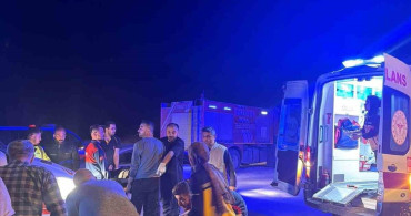 Osmaniye'de Köprüden Su Kanalına Düşen Araçta 3 Yaralı