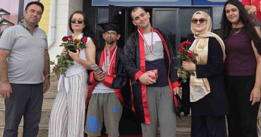 Osmaniye'de özel öğrencilerin mezuniyet sevinci