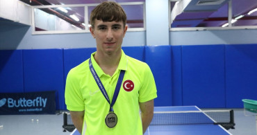 Otizmli Kardeşler Masa Tenisinde Madalya Peşinde