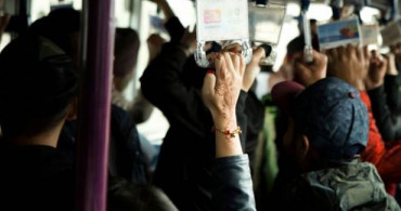 Otobüste Genç Kıza Taciz Eden Şahsı Şoför Yakaladı