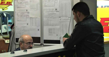 Otogarlarda bilet yoğunluğu: İstanbul’da bayram tatili öncesi vatandaşlar bilet fiyatlarının yüksek olmasından yakındı!