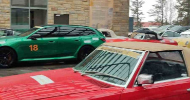 Otomobil Tutkunları Uludağ’da Kış Keyfi Yaşadı