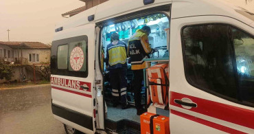 Otomobil ve Motosiklet Çarpıştı: 1 Yaralı