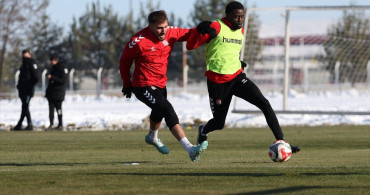 Özbelsan Sivasspor, Erzurumspor FK Maçına Hazırlıklarını Sürdürüyor