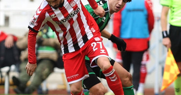 Özbelsan Sivasspor, Sakaryaspor'u Farklı Geçti