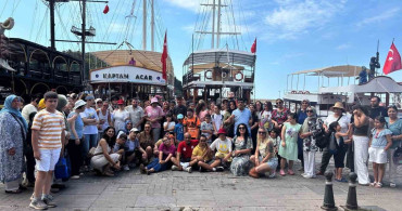 Özel bireyler 'yaza merhaba' etkinliğinde Akdeniz’e açıldı