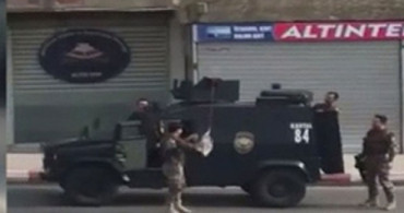 Özel Harekat Polislerine Drone İle Çikolata İkram Edildi