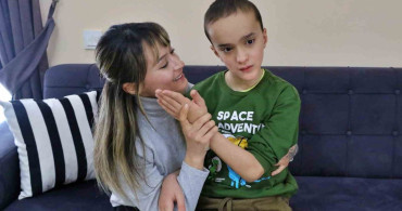 Özel İhtiyaçlı Çocuğu İçin Eğitime Mücadele: Tuğba Çelik'in Hikayesi