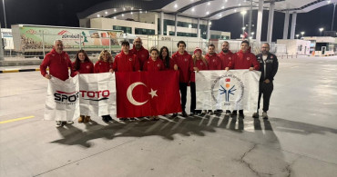 Özel Milli Yüzücüler Yunanistan'da Madalya Peşinde