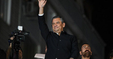 Özgür Özel Sultangazi'de Konuştu: 'Eşit Yurttaşlık İçin Mücadele Sürüyor'