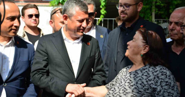 Özgür Özel’den eski milletvekili Köse’ye başsağlığı ziyareti