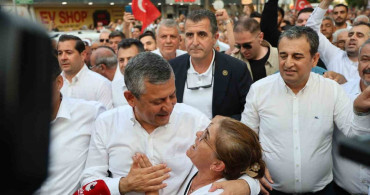 Özgür Özel’den yeni parti sinyali: "Sizi hiç üzmeden yeni bir yol açacağız"