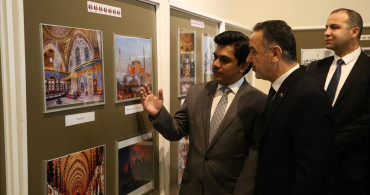Pakistan'da 'Fedakarlığın Yüzleri' Sergisi Açıldı
