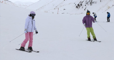 Palandöken Kayak Merkezi Yarıyıl Tatilinde Dolu