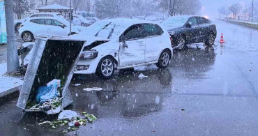 Palandöken'de Yağışın Etkisiyle Trafik Kazası