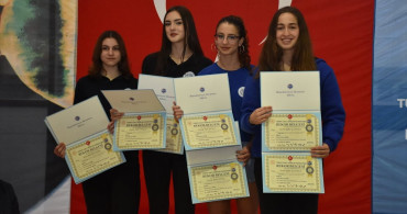 Paletli Yüzme Kulüpler Arası Gençler Türkiye Şampiyonası Sakarya'da Tamamlandı