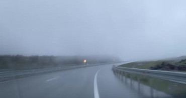 Pamuk Geçidinde Yoğun Sis ve Sağanak Yağış Zorluk Yarattı