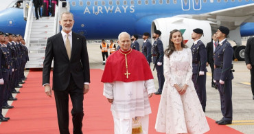 Papa 14. Leo, İspanya Ziyaretinde Coşkuyla Karşılandı