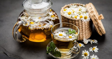 Papatya Suyunun Cilde Faydaları 