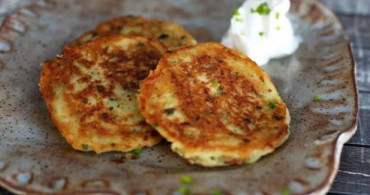 Patatesli Pankek Nasıl Yapılır? Patatesli Pankek Tarifi