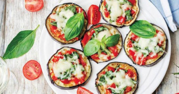 Patlıcan Pizza Nasıl Yapılır? Patlıcan Pizza Tarifi