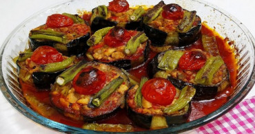 Patlıcan Sevenlere Fırında Kıymalı Patlıcan Tarifi