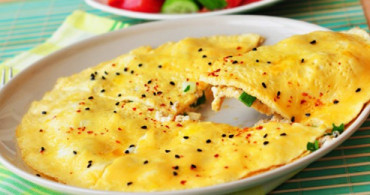 Pazar Kahvaltılarınız İçin Enfes Omlet Tarifi