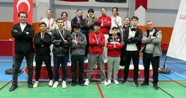 Pazarlar Spor Lisesi Atletizmde 15 Madalya Kazandı
