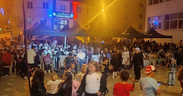 Pazaryeri’nde eğitim şenliği kapsamında konser etkinlikleri