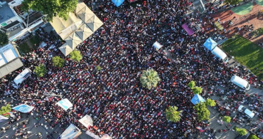Pendik’te 20 bin kişilik milli heyecan havadan görüntülendi
