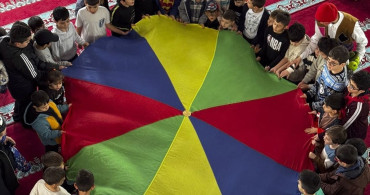 Pendik'te Cami-Çocuk Şenliği Düzenlendi