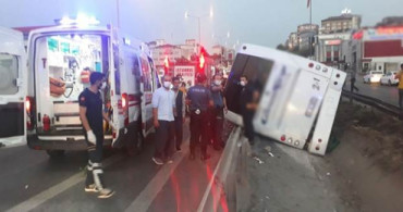Pendik'te Yolcu Otobüsü Devrildi: 11 Yaralı