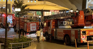 Pendik'ten Alışveriş Merkezinde Korkutan Yangın