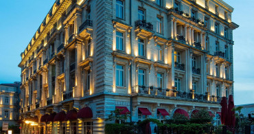Pera Palas Hotel'de gecelik konaklama ücreti ne kadar? Pera Palas nerede?