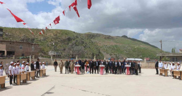Pervari’de Bilim Fuarı: Yerel Değerler Tanıtıldı