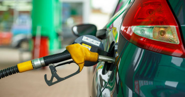 Petroldeki dalgalanma gözleri akaryakıta çevirdi: Benzin ve motorine indirim gelecek mi?