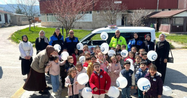Polisten Miniklere Güvenlik Eğitimi