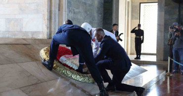 Polonya Cumhurbaşkanı Nawrocki, Anıtkabir’i ziyaret etti