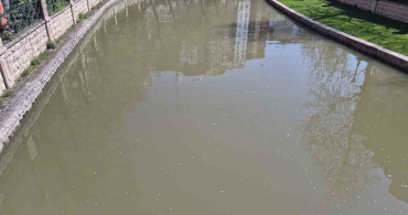 Porsuk Çayı Yağışlarla Kahverengi Renk Aldı