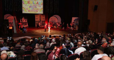 Pursaklar'da mezuniyet coşkusu minik öğrencilerle yaşandı